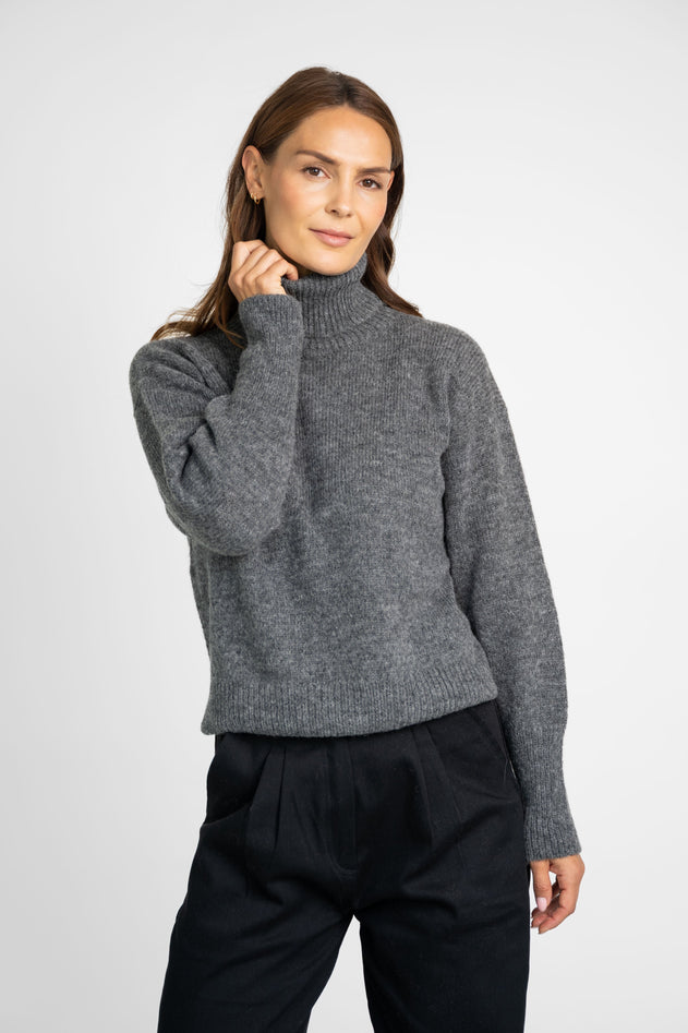 Alpaca Turtleneck Knit Grey