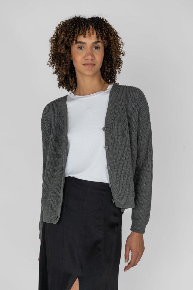 Short Cardigan Grey