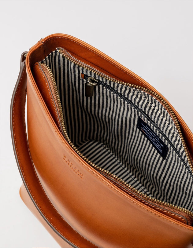 Bobbi Bucket Bag Maxi Cognac Classic Leather