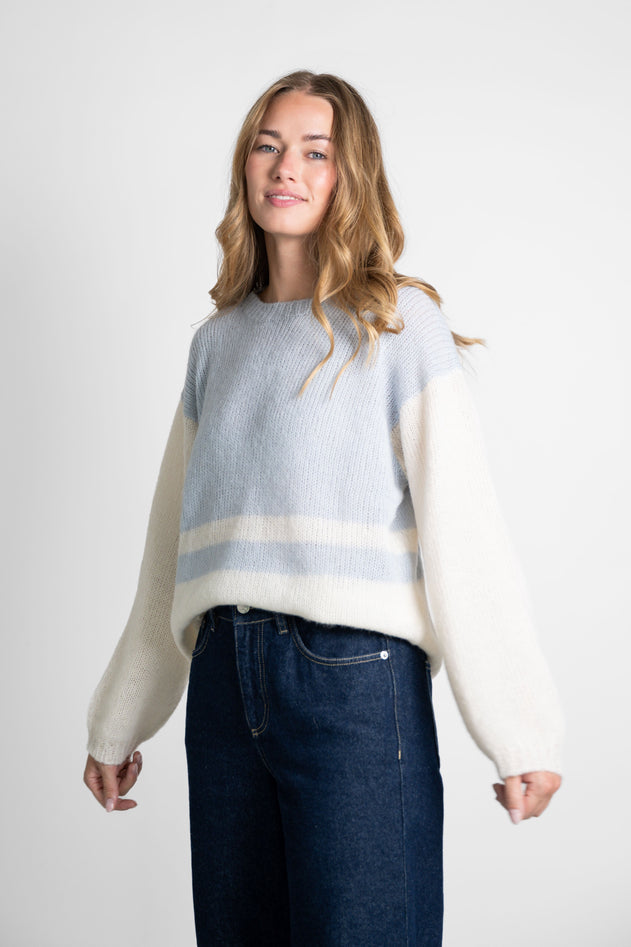 Block Stripe Knit Off-White/Light Blue