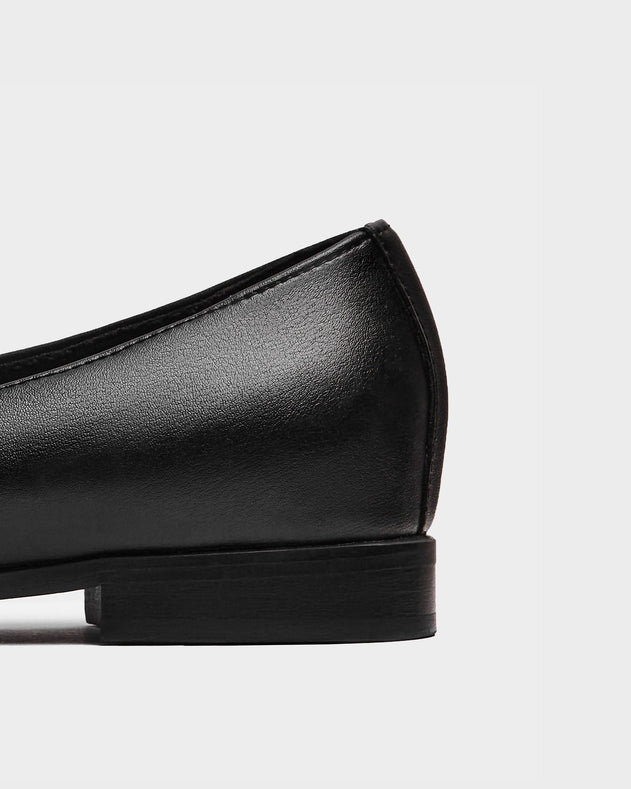 Penny Loafers Vegea Grape Leather Black