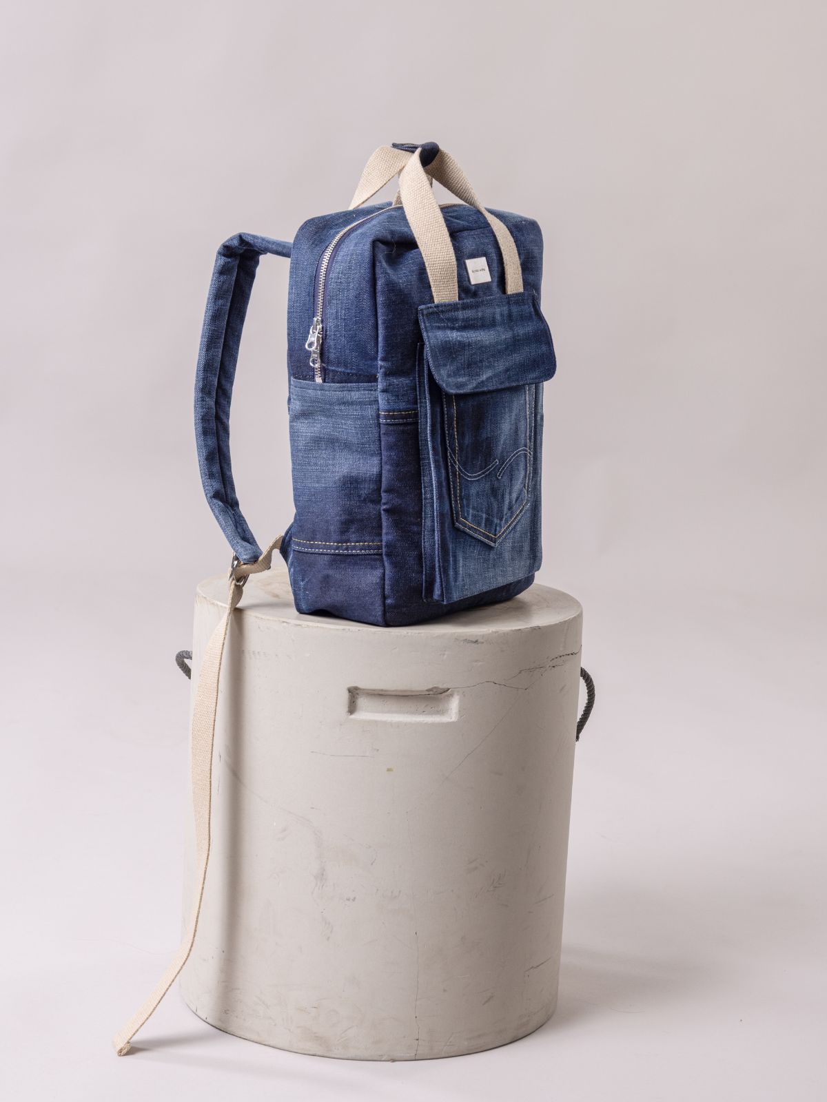 Kaarina Backbag Denim