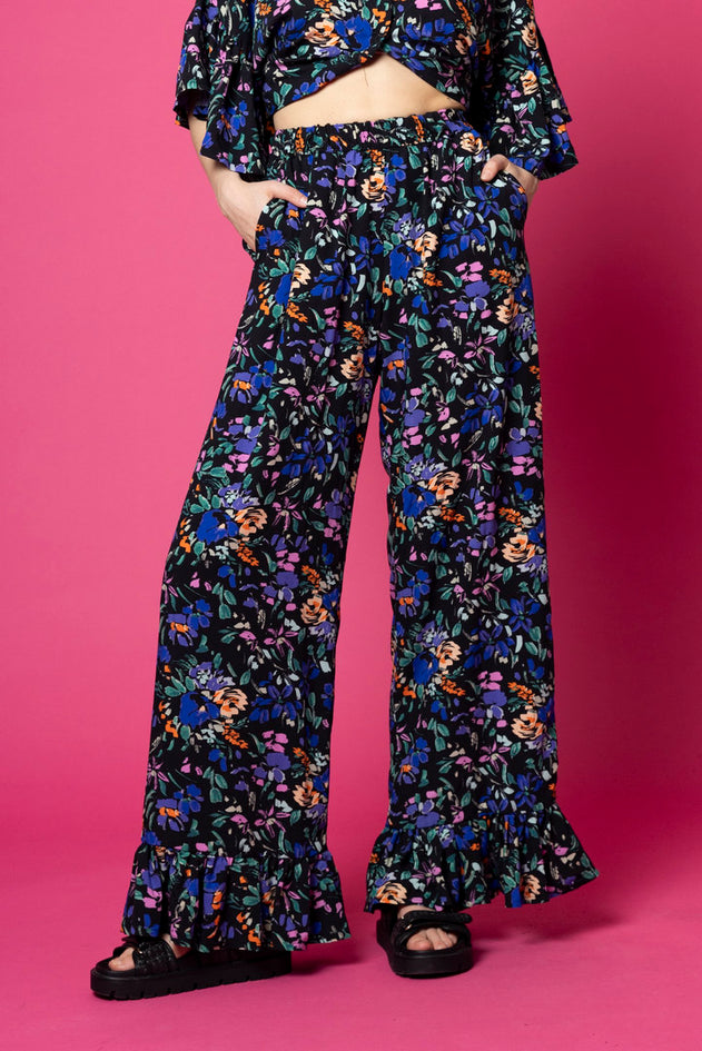 Frill Pants Kukinto