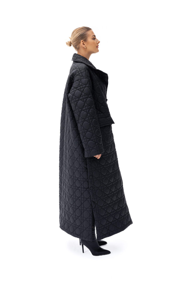 Area Long Quilted Coat Black