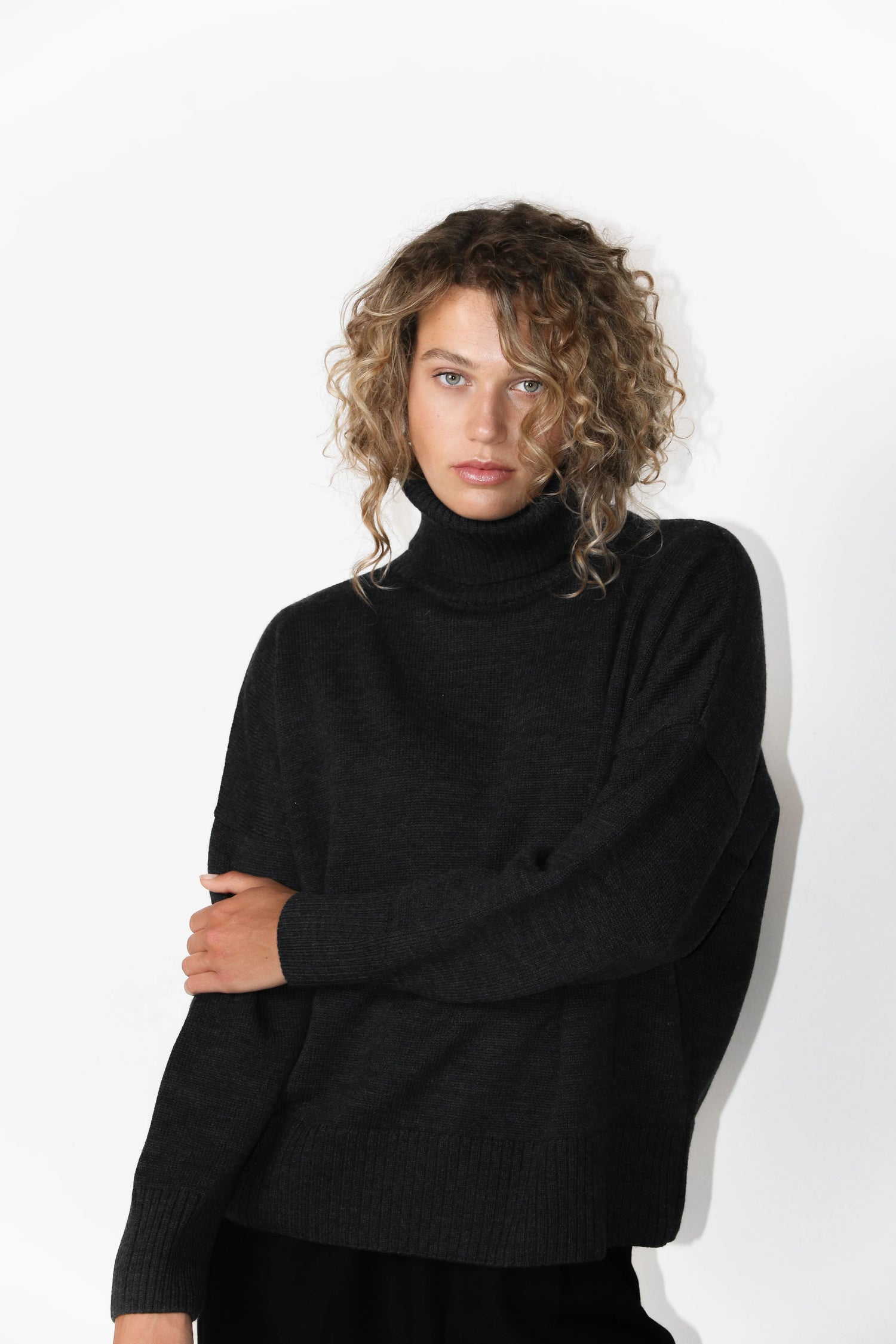 Heavy Roll Neck Antra