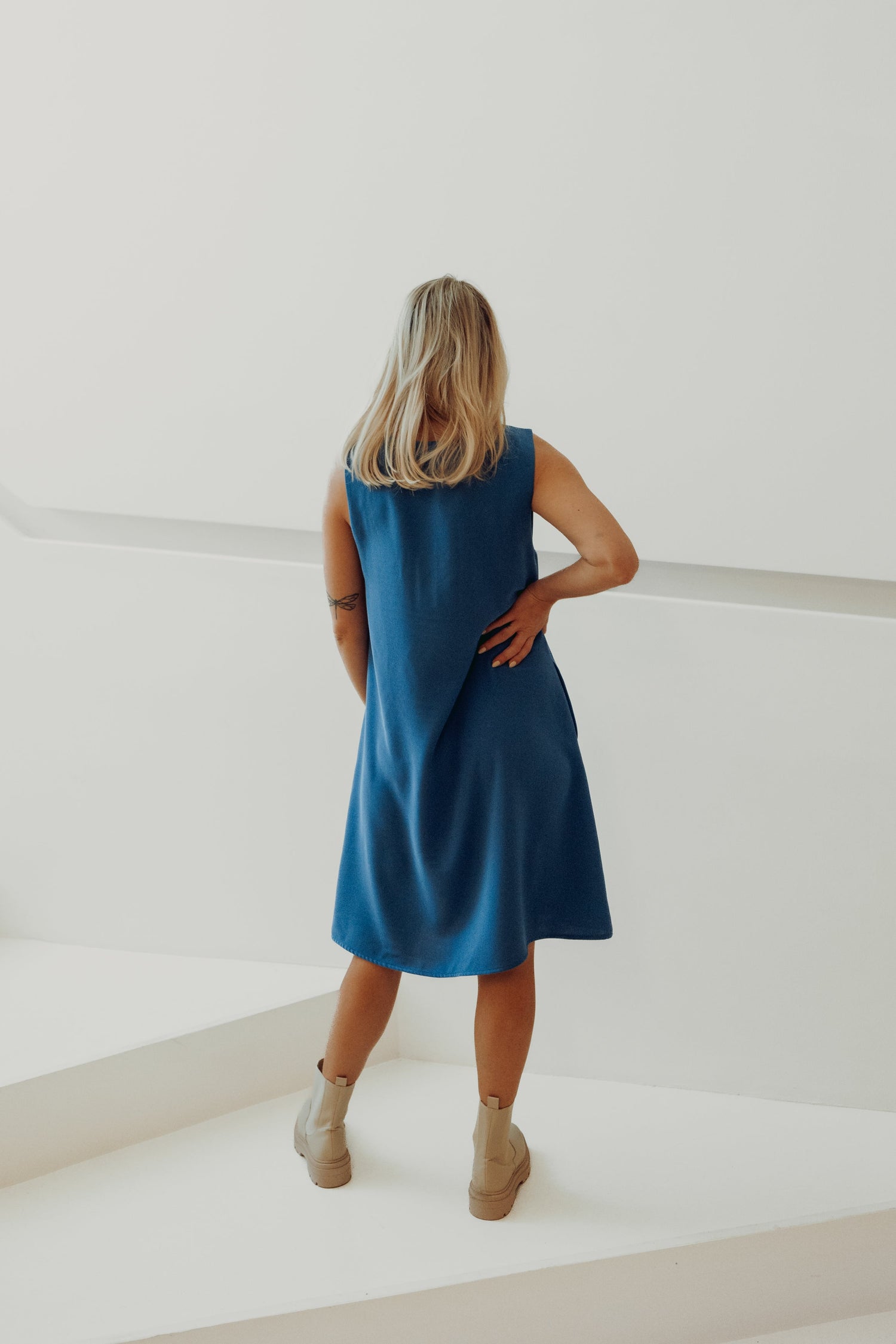 Viena Midi Dress Sky Blue
