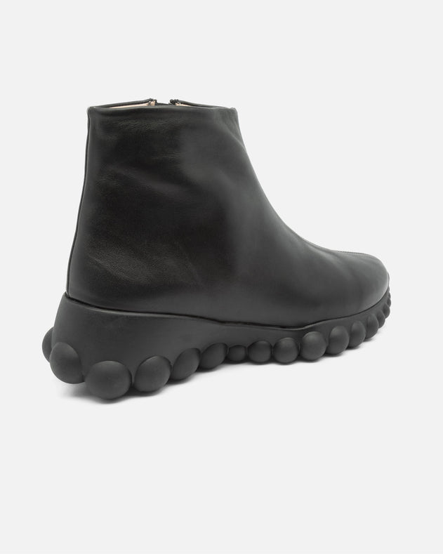 Amulet Boots Black