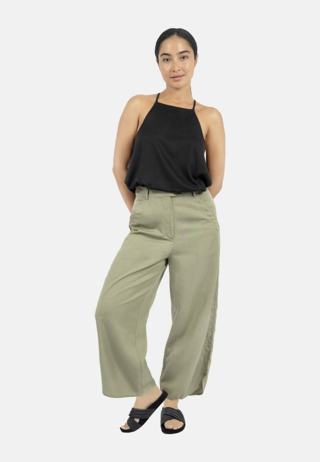 Vancouver Slip Top Black