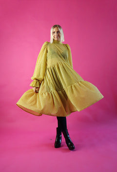 Dishy Dress With Bow Collar Glitter Yellow Gold