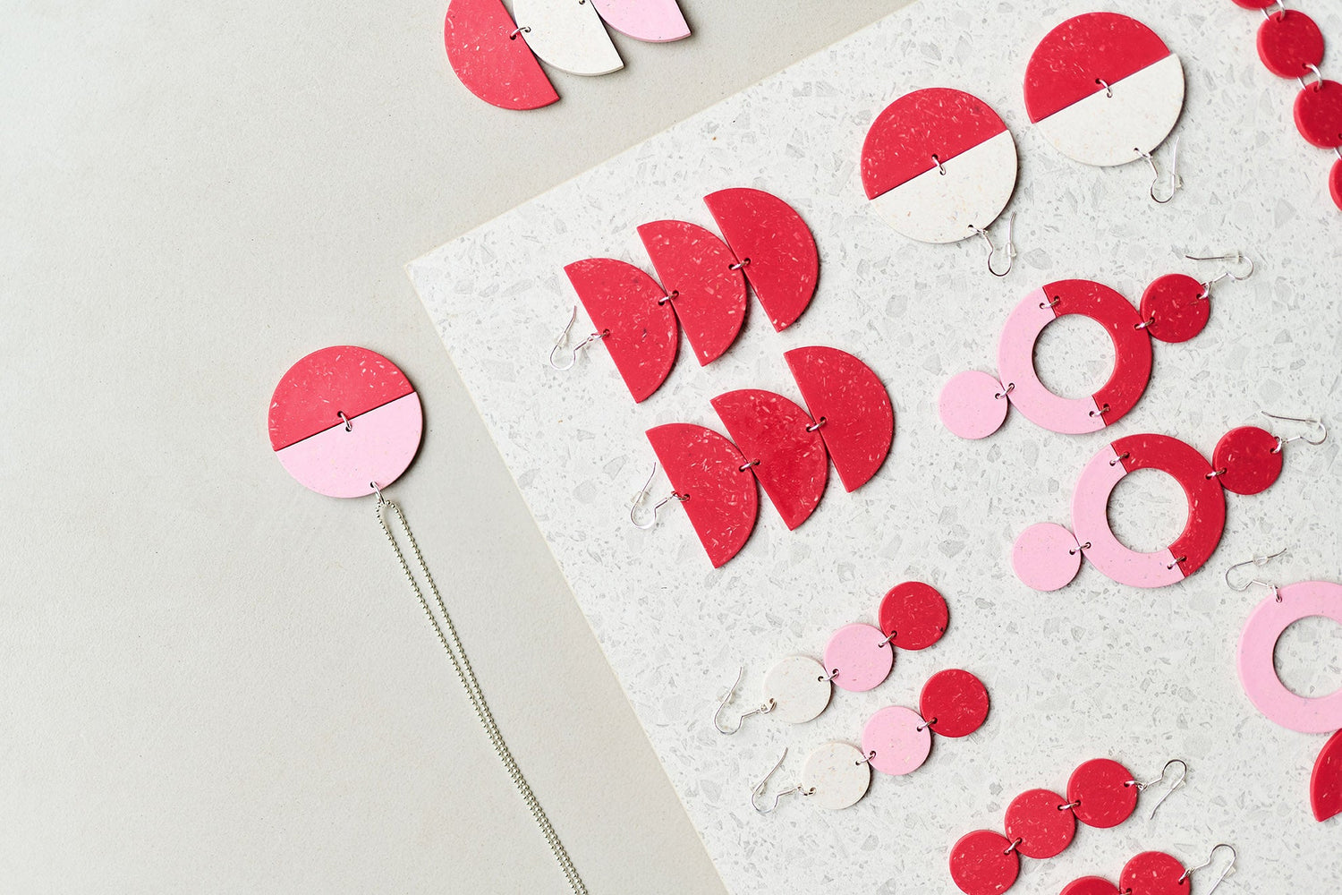 Beans Earrings No.3 Juicy Red