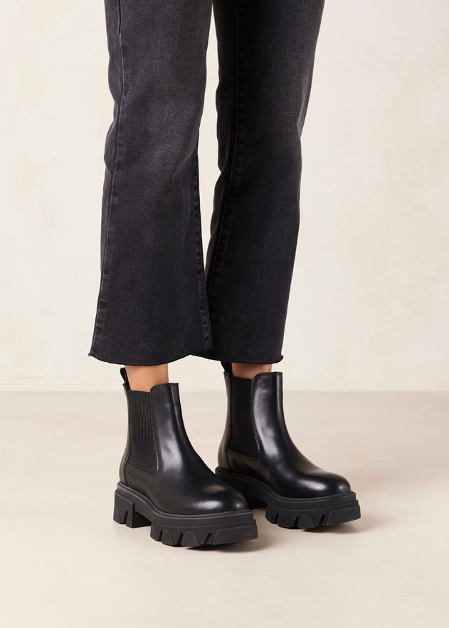 Berenice Leather Ankle Boots Black