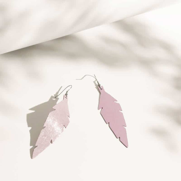 Feathers Midi Earrings Lavender