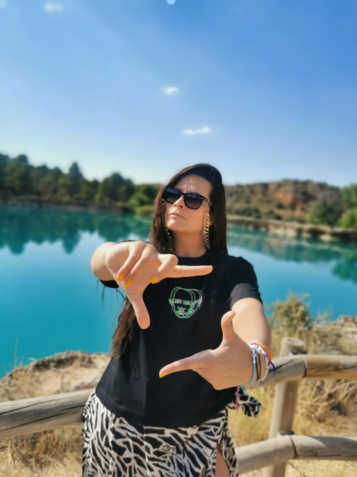 Crop Cabezas T-Shirt Black