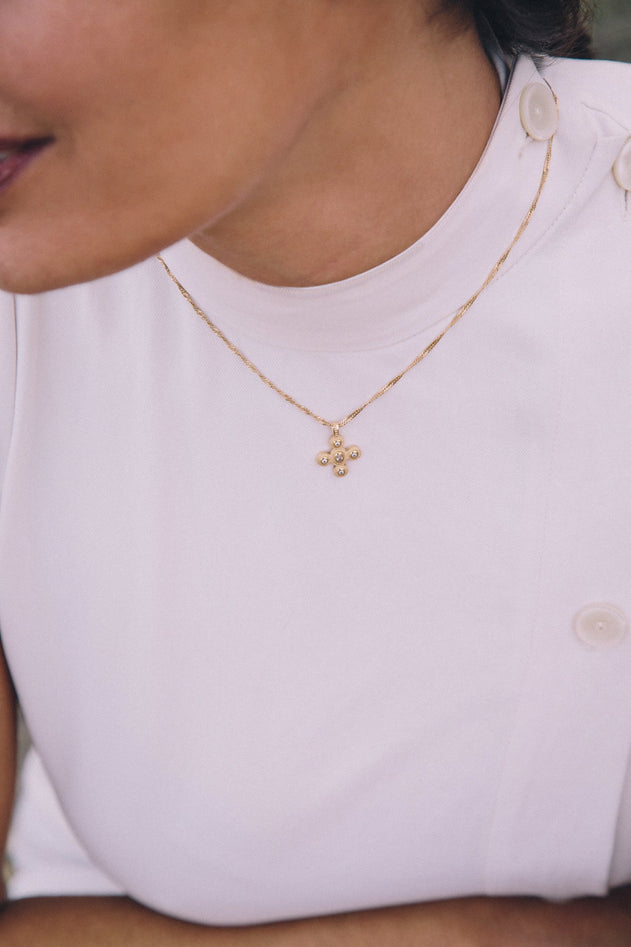 Cross Necklace Gold