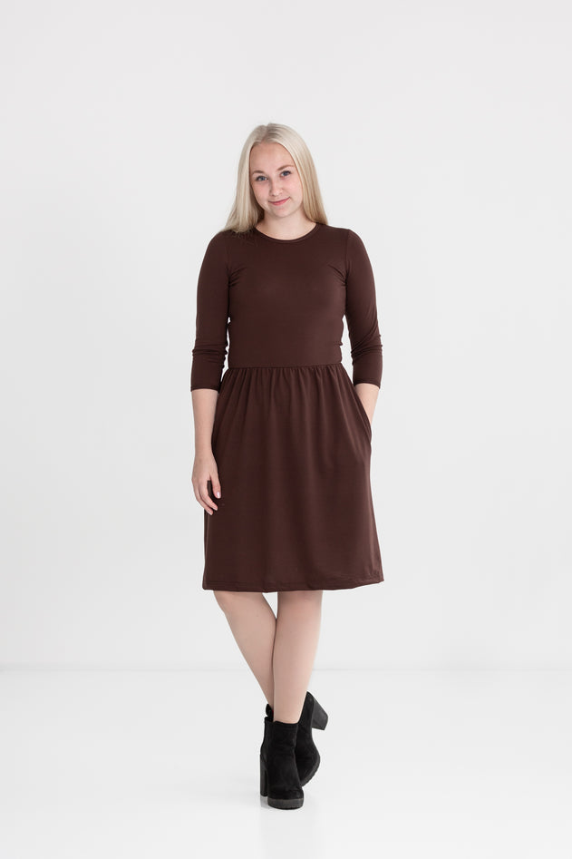 Pocket Dress Brown Long Sleeves