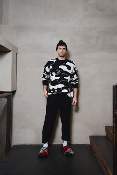 Nirgi Sweater Black/White