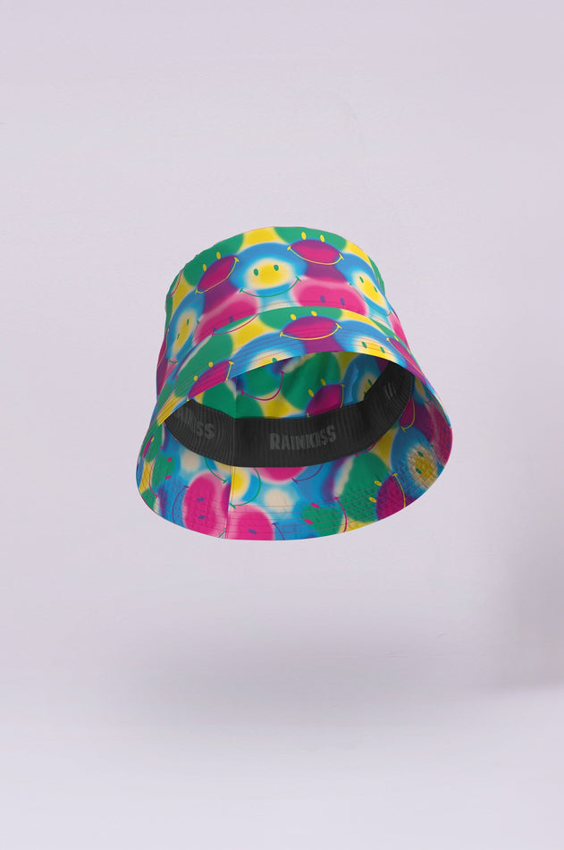 Rainbow Art x Smiley Bucket Hat