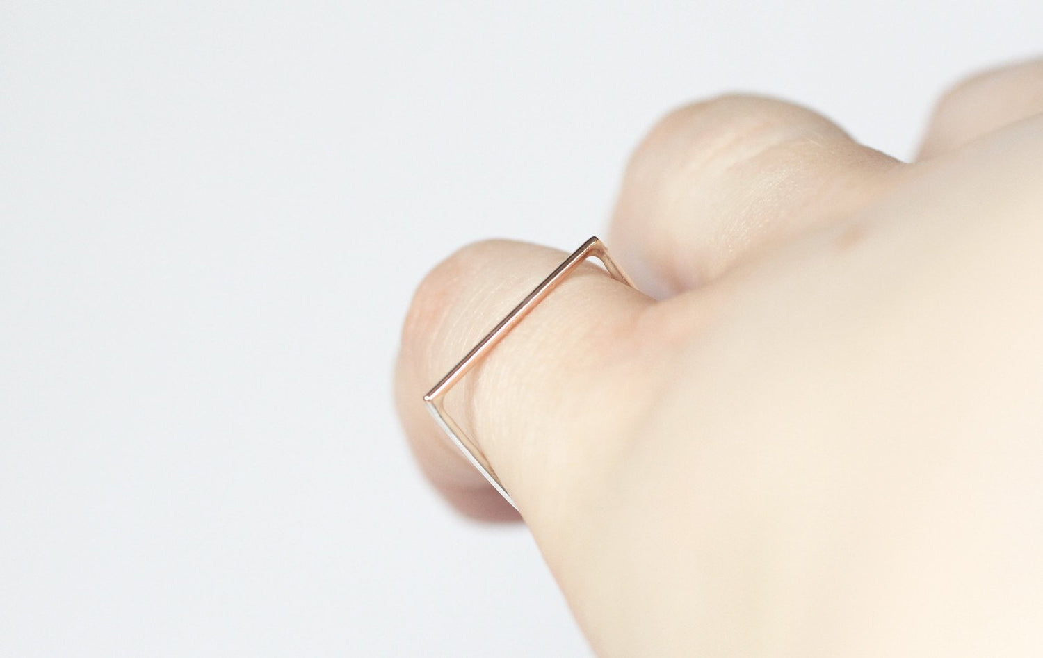 TUNDRA 9ct RED GOLD Ring