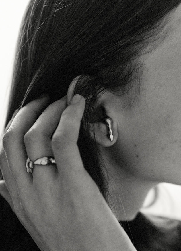 Feminine vs. Masculine Golden Ring