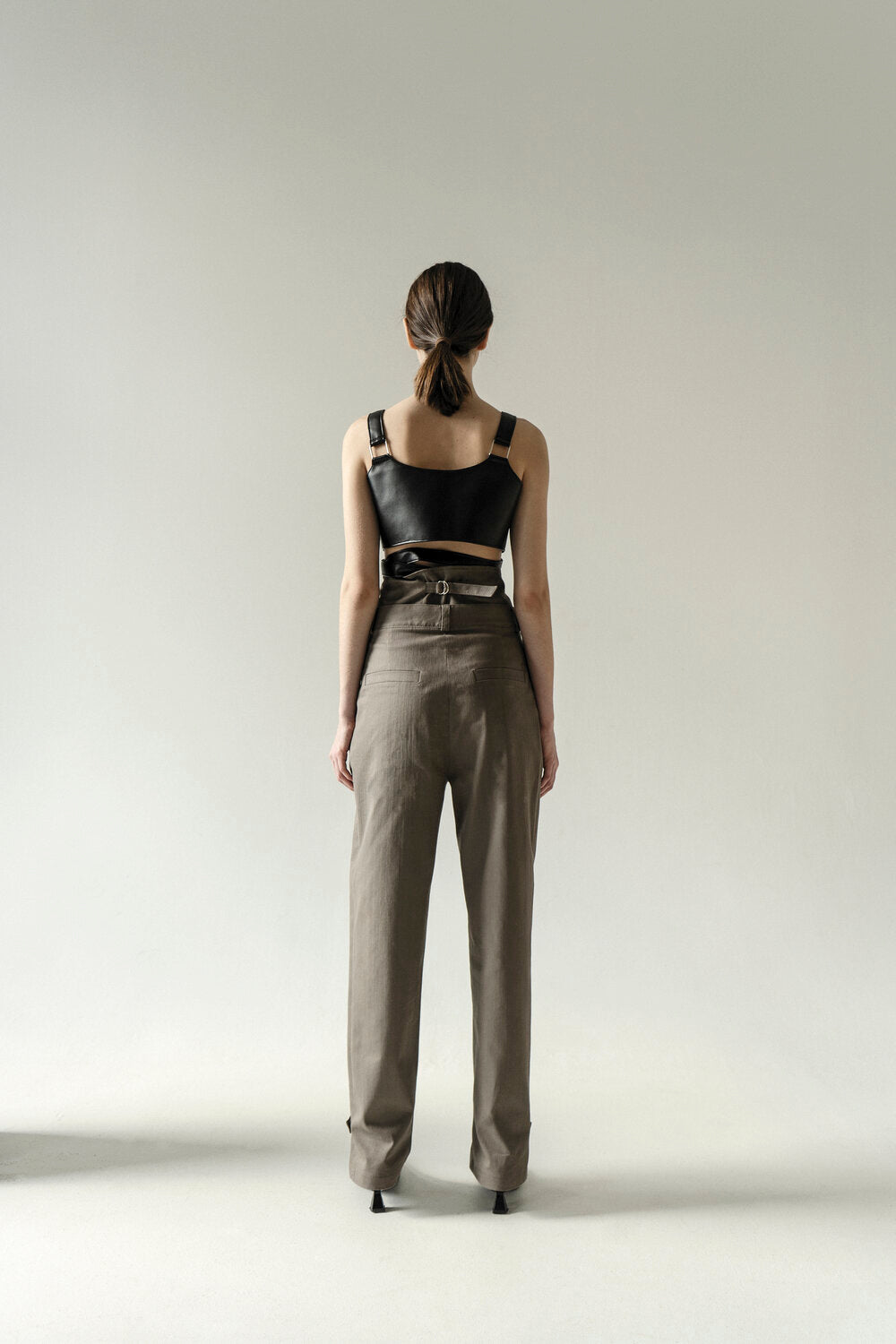 Extra High-Waisted Cuff Pants Grey