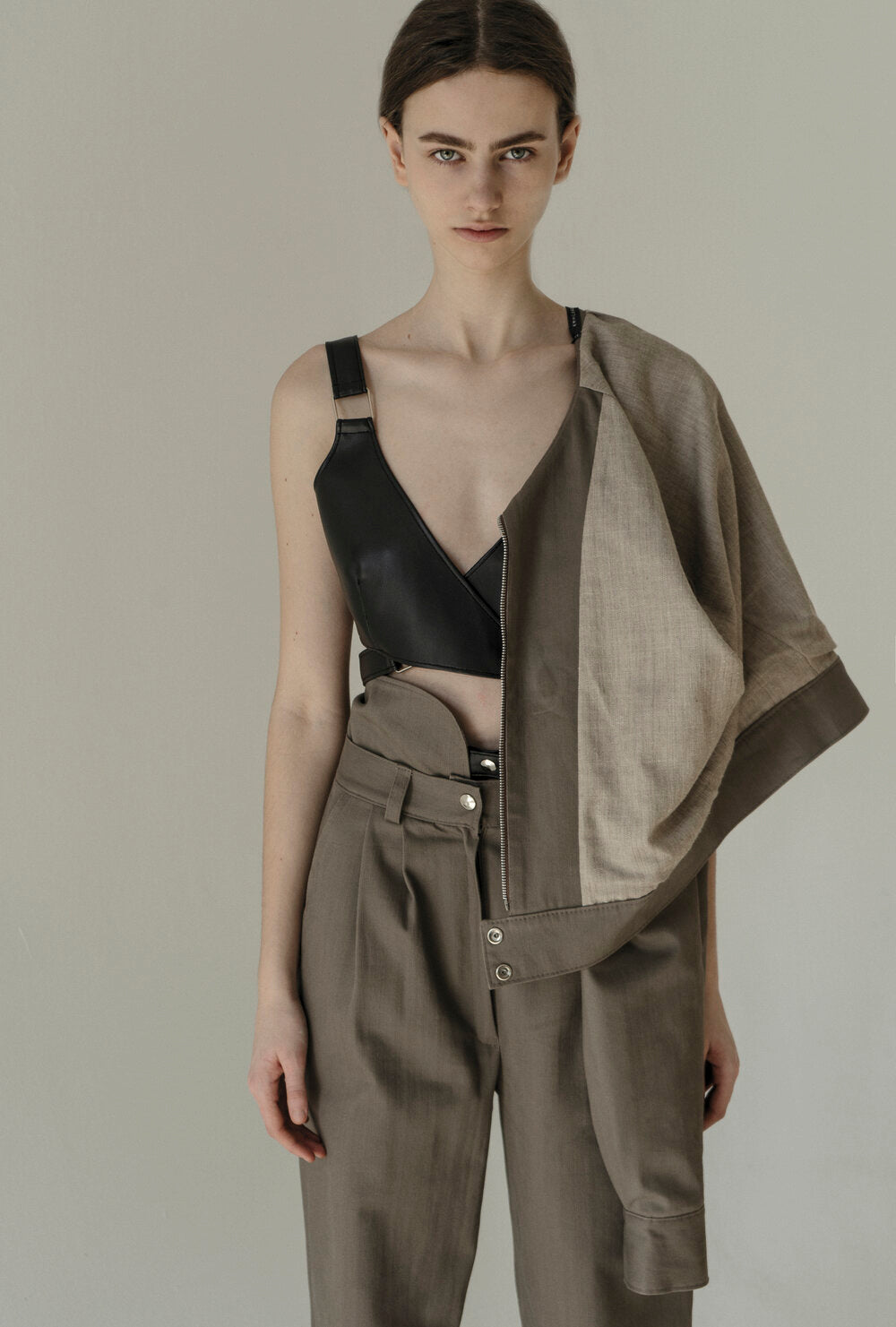 Extra High-Waisted Cuff Pants Grey