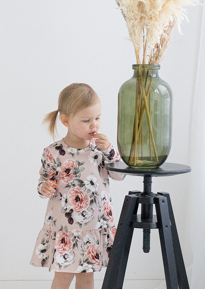 Melli EcoDesign College Dress Flower Sand