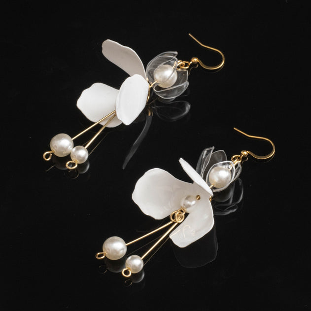 Snow Fairy Earrings White