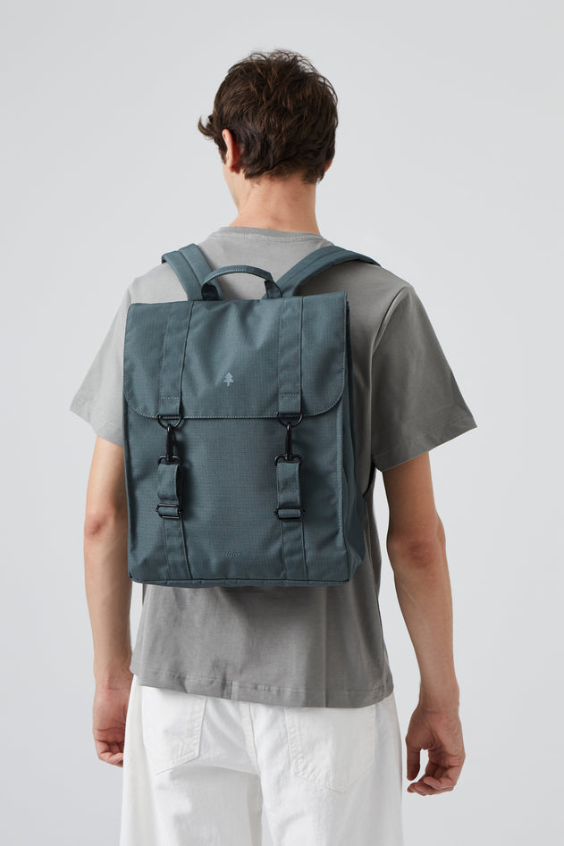 Handy XL Backpack Laurel Vandra