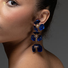 Triple Apple Flower Stud Earrings Black