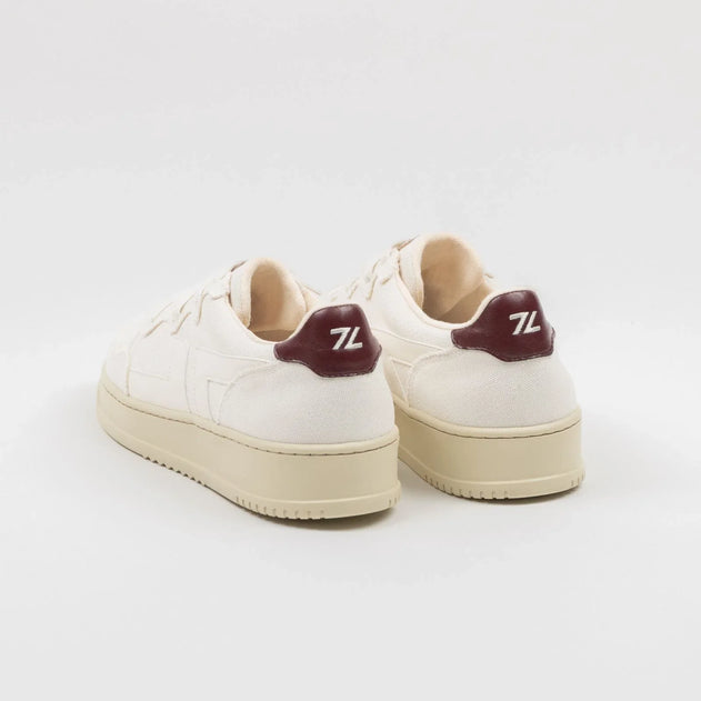 Bêta B4 Sneakers White