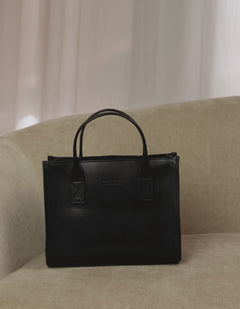 Jackie Midi Bag Leather Strap Classic Leather Black