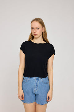 Cropped Loose Fit T-Shirt