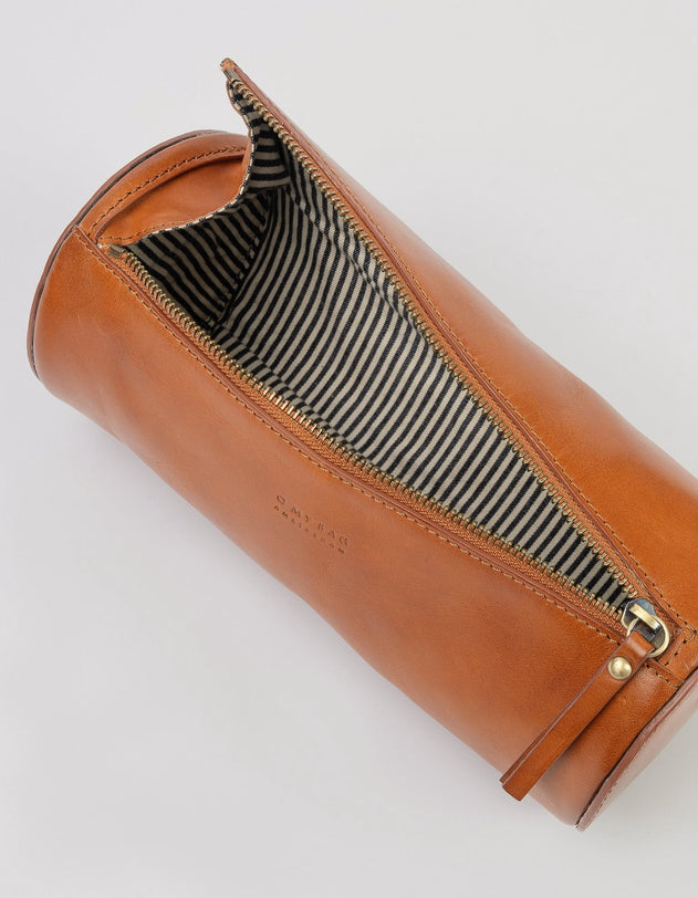 Izzy Classic Leather Cognac