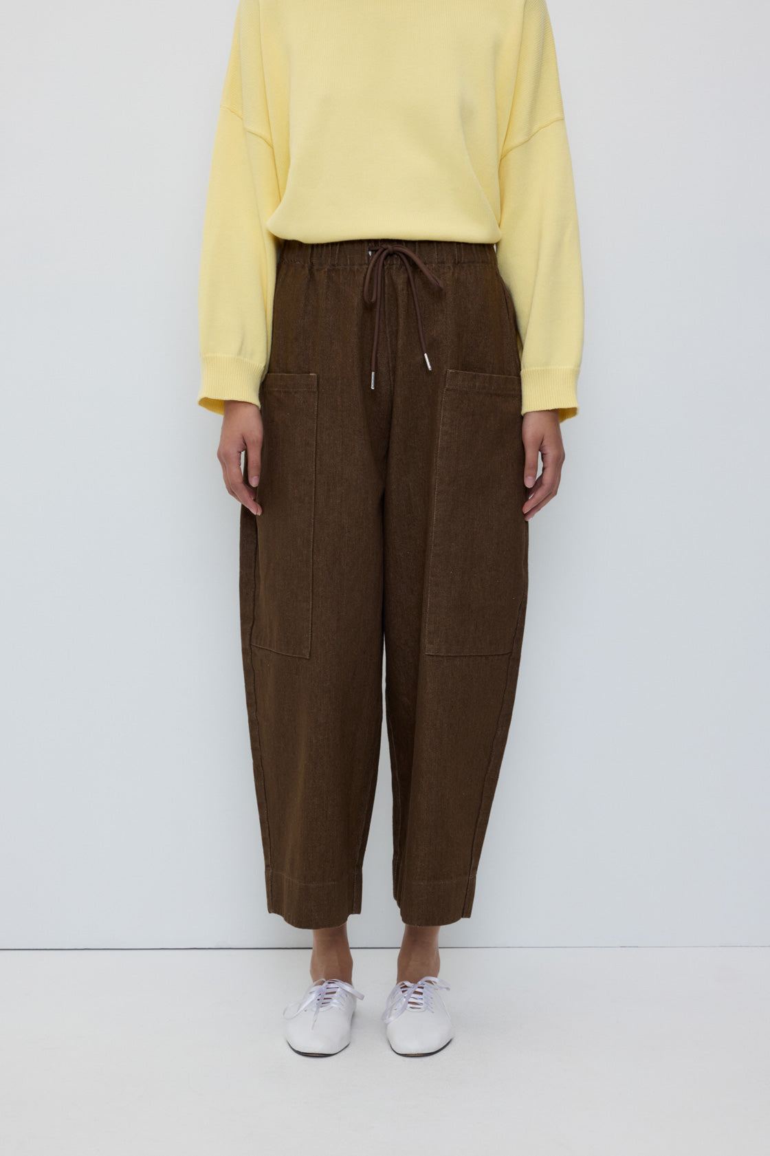 2825-PA-BR_Esther-Pants-Brown_RITA_ROW_WOMEN_AW26_4.jpg?v=1784109975