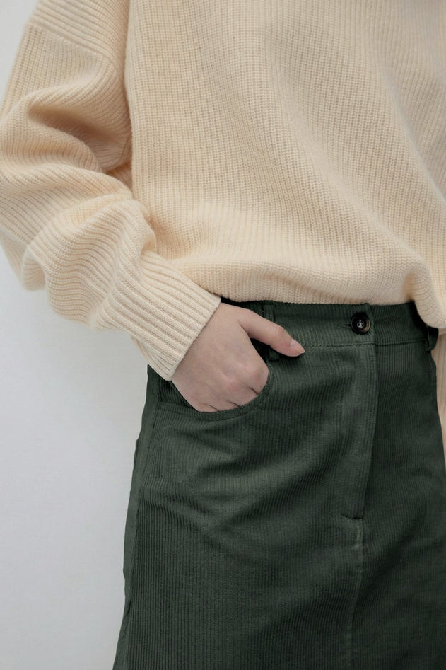 2827-FA-GR_Nella-Skirt-Green_RITA_ROW_WOMEN_AW26_2.jpg?v=1784196722