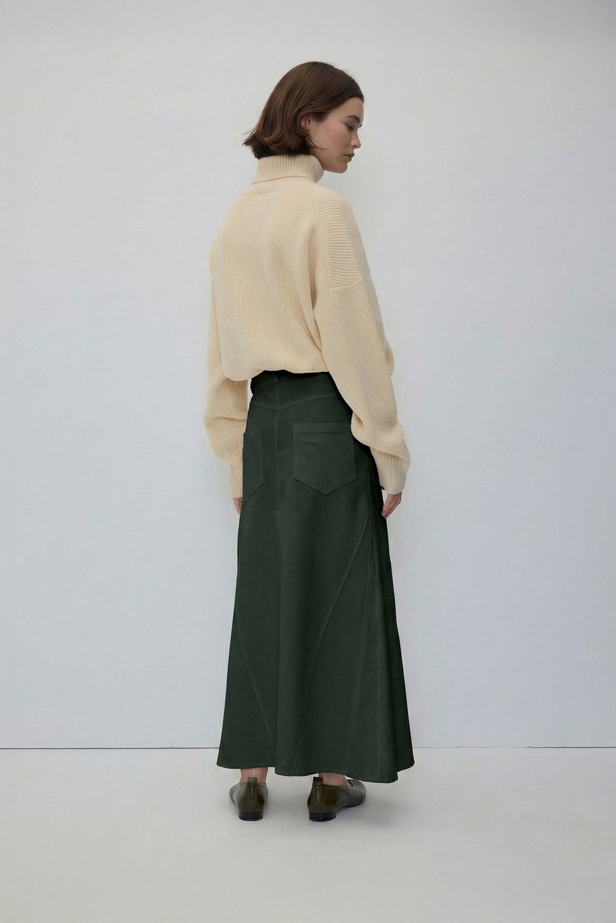 2827-FA-GR_Nella-Skirt-Green_RITA_ROW_WOMEN_AW26_3.jpg?v=1784196471