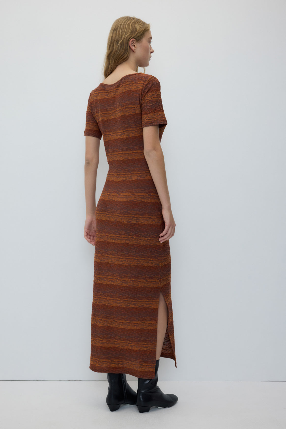 2840-VE-MU_Volcano-Dress_RITA_ROW_WOMEN_AW26_4.jpg?v=1784111127