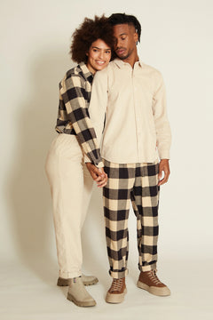 Women’s black organic cotton pants with elastic waistband