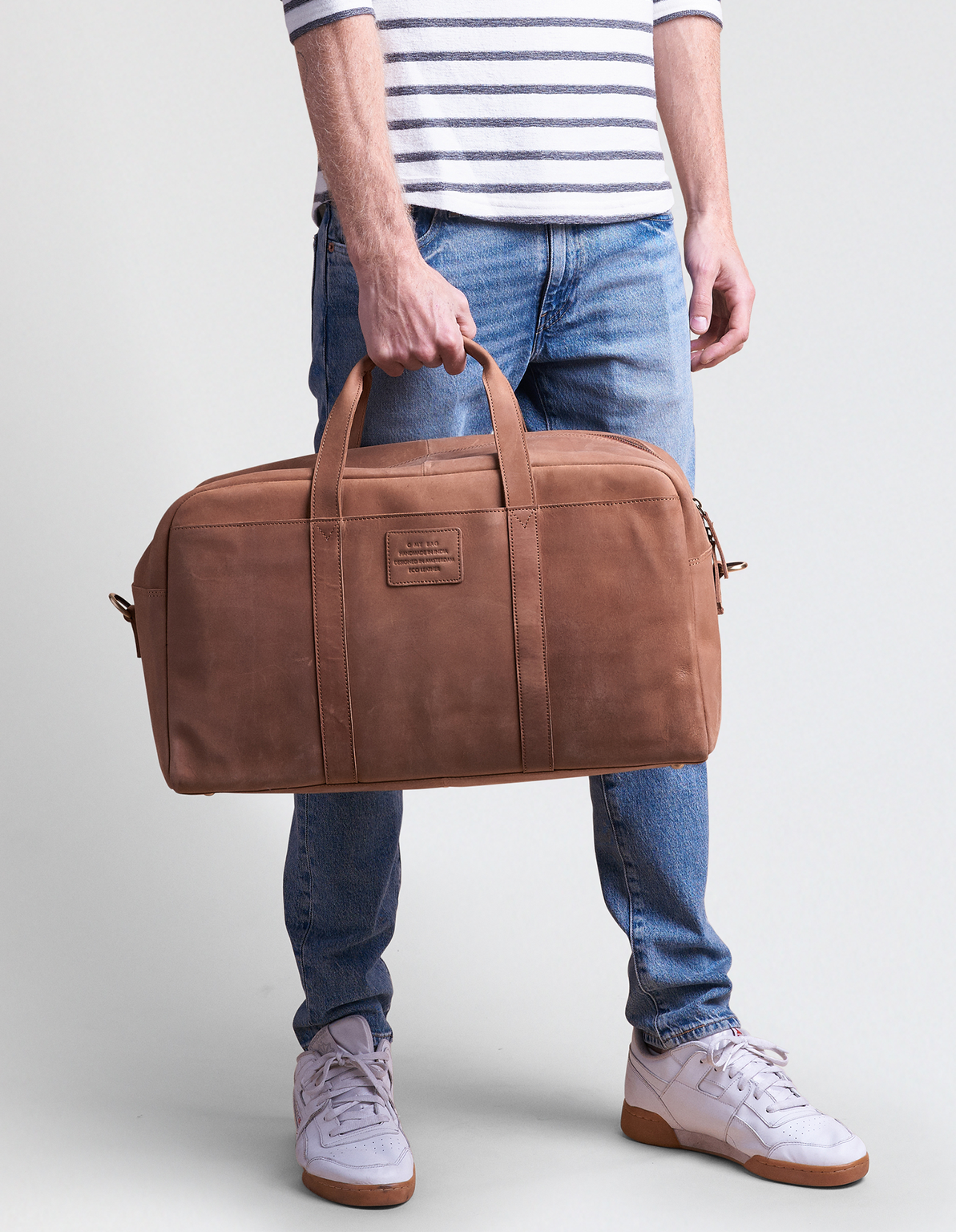 Otis Weekender Kameli