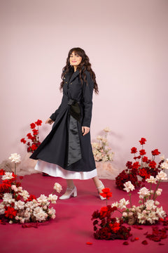 Double Breasted Coat with Trapeze Cut with a Bow Black