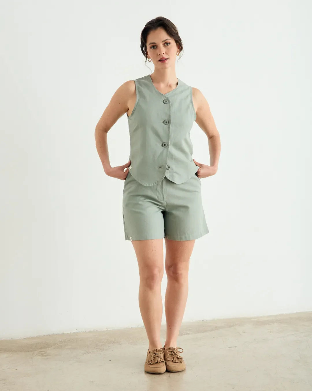 305566075.webp