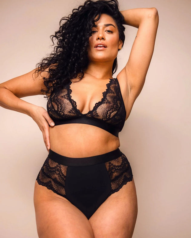 Highwaist String 002 Saboteur Black