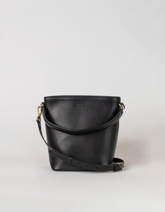 Bobbi Midi Bucket-laukku Musta