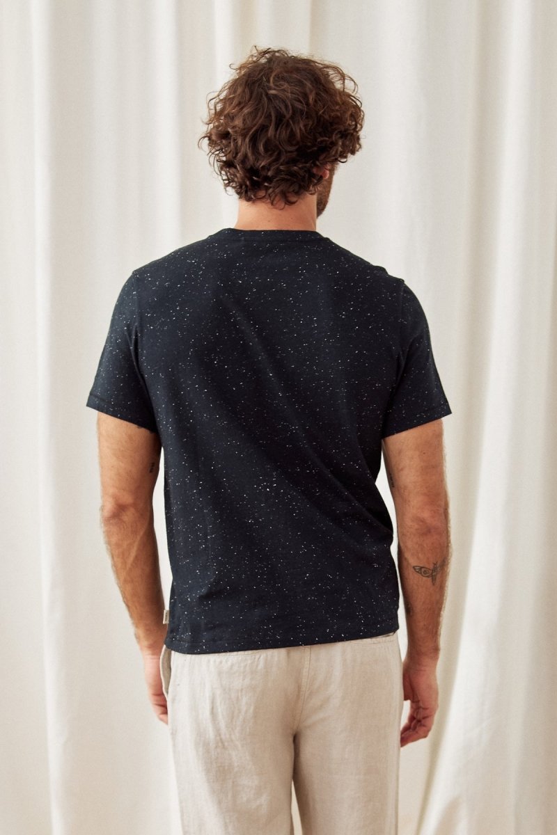 Qalito T-Shirt Black - IVALO.COM