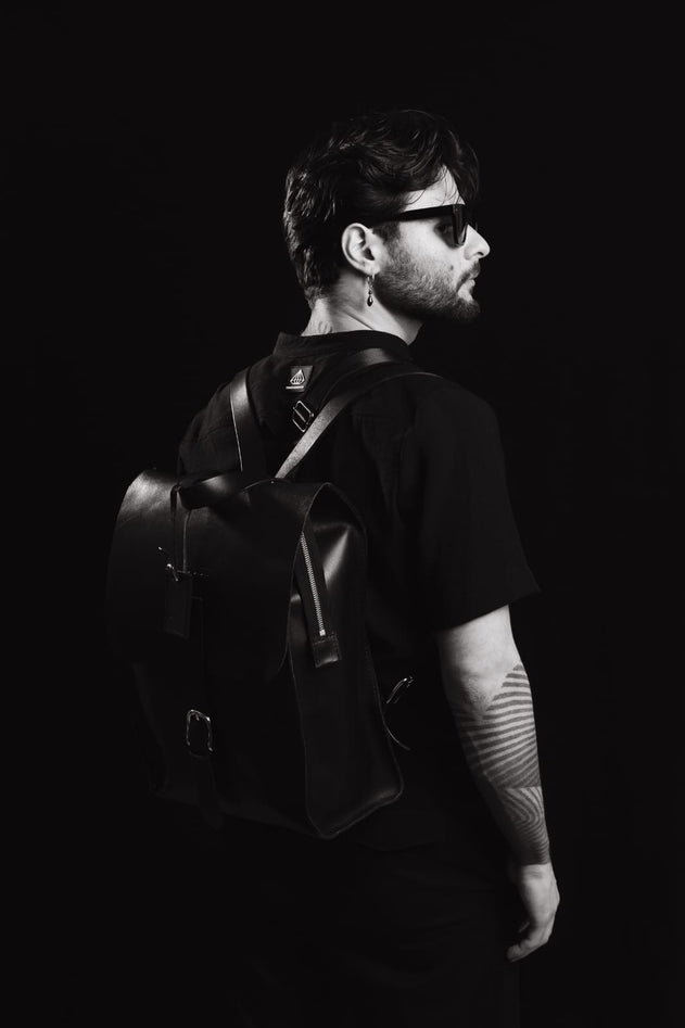 Leather Backpack Mod 120 Cuoio Black