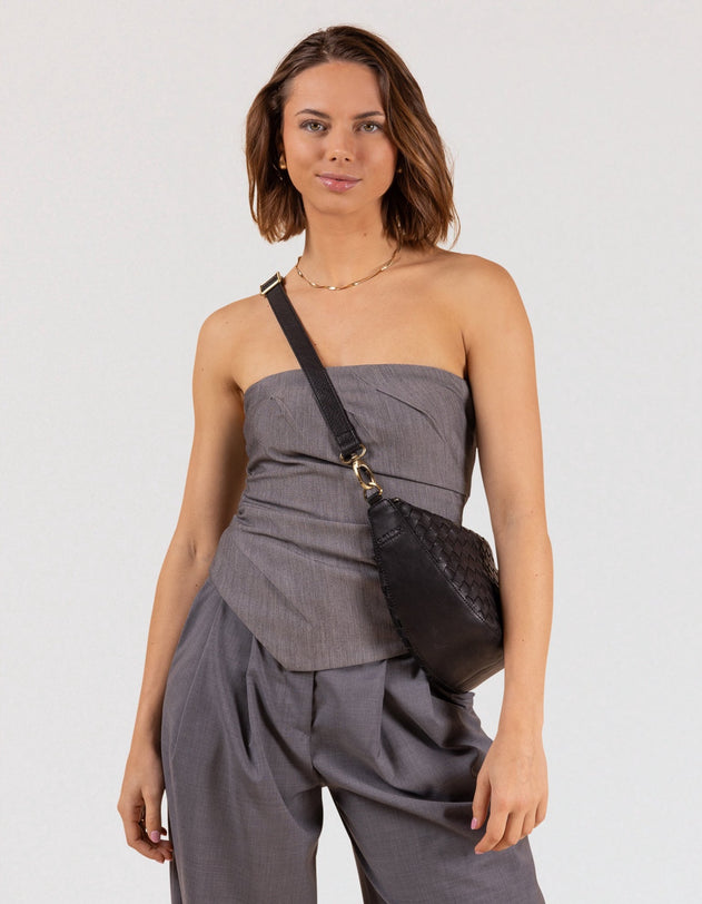 Leo Woven Soft Grain Leather Black