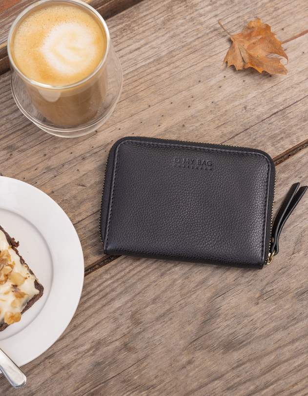 Robbie Wallet Black Soft Grain Leather