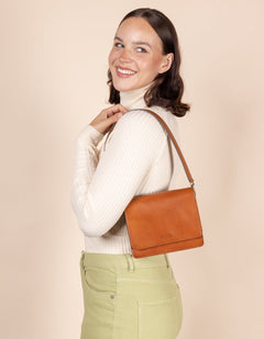 Shoulder Strap Cognac Classic Leather