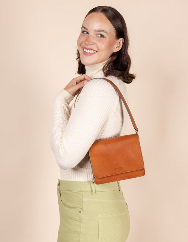Shoulder Strap Cognac Classic Leather