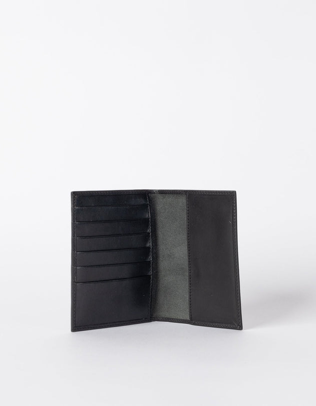 Passport Holder Classic Leather Black